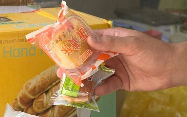 Quản lý thị trường Hà Nội thu giữ hơn 10.000 bánh trung thu không rõ nguồn gốc giá siêu rẻ