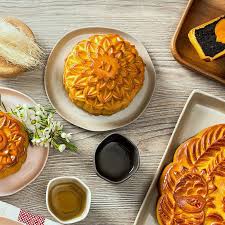 Banh-trung-thu-hat-sen-Givral