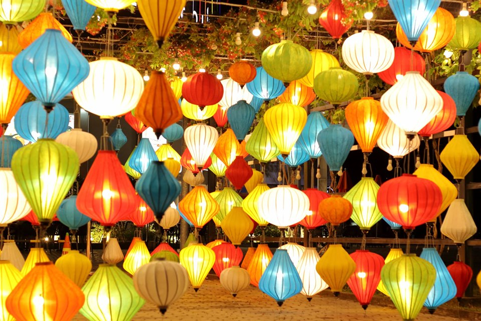 Trung thu hoà bình – Đêm trăng sum vầy và an yên